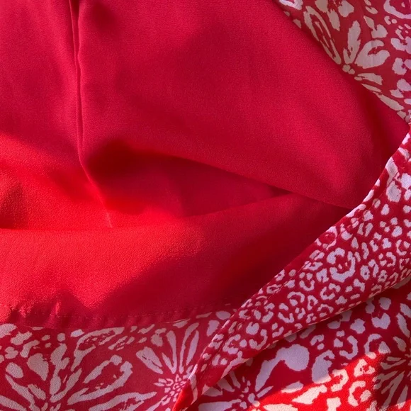 Gibson Red and Pink Patterned Fabric size L Brand new top - Picture 4 of 6